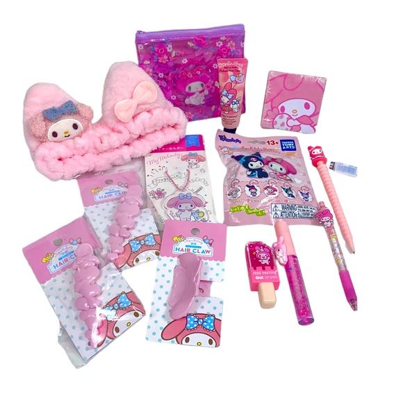 Hello Kitty Other - 🩷My Melody • BUNDLE • L👀K!!🩷
